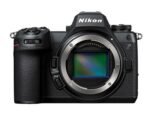 Cuerpo de cámara sin espejo Nikon Z6III (solo el cuerpo) color negro.
