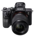 Kit de cámara híbrida Sony Alpha 7 III negra + objetivo FE 28-70 mm f/3.5-5.6 OSS II negro - Imagen 3