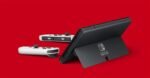 Nintendo Switch (modelo OLED) con base y mandos Joy-Con blancos. - Imagen 8